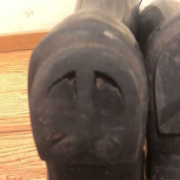 Hunter Rain Boots - Picture 15 of 16